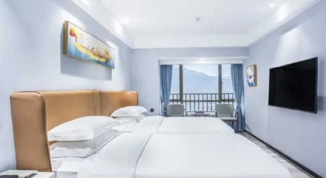 Семейный люкс Wyndham Garden Heyuan