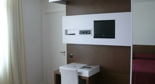 Трёхместный номер Standard Hotel Los Angeles