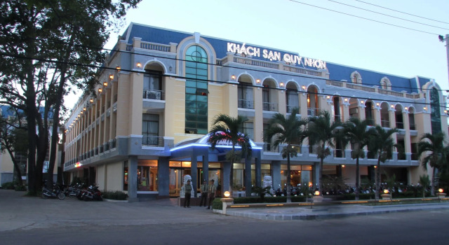 Sala Quy Nhon Beach Hotel, Забронировать Отель Куинён Binh Dinh