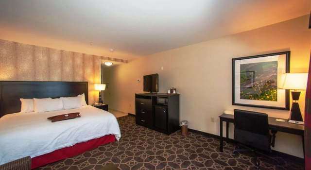 Номер Standard Hampton Inn by Hilton Fort Morgan