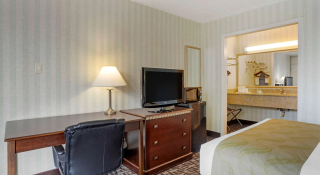 Двухместный номер Standard Quality Inn Fredericksburg near Historic Downtown