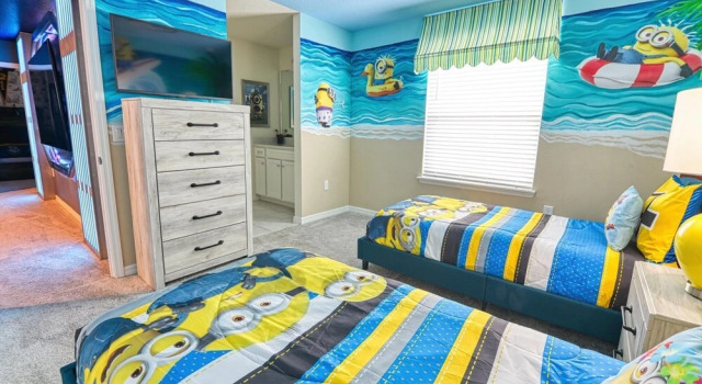 Elizabeth's Amazing Windsor Island Vacation Home