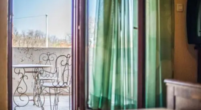 Holiday House Eleonora, Rezervovat Hotel Hotely v Hreljići s parkováním, Parkování