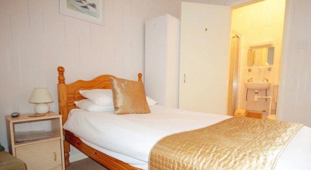 Marine Parade Hotel