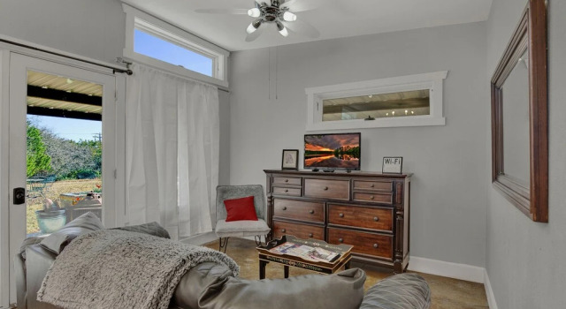 Romantic Casita With Grill ten min From Downtown!
