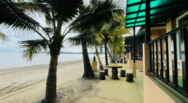 Бунгало Deluxe Baan Faa Talaychan Resort