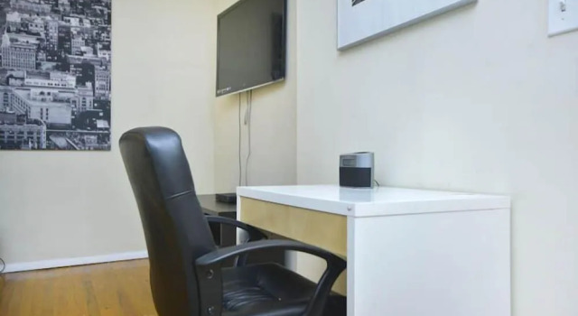 Perfect Studio on Upper East Side, Забронировать Отель Отели Нью-Йорка с бассейном, рядом с Mount Sinai Hospital Jackson Heights, Бассейн