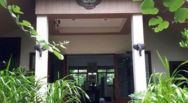 Amporn Riverside Resort