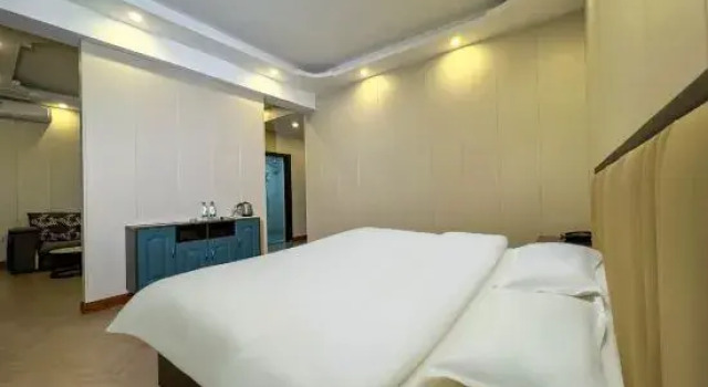 Luksusowy dwuosobowy suite Pinshang Hotel