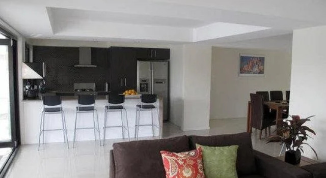 Summer House, Забронировать Отель Отели Голд-Кост 3 звезды, рядом с Пляж Баддс, 3*