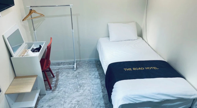 Номер Economy The Road Hotel
