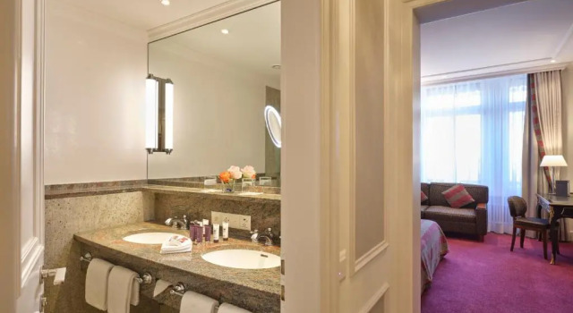 Двухместный номер Superior Hotel Schweizerhof Zürich
