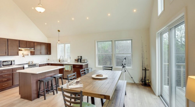 Sleepy Hollow Lake Home with Deck, Pool Access, Buchen Sie Ferienhaus Coxsackie Green County