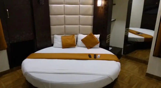 Hotel Dadar Residency near Tata Hospital, Забронировать Отель Отели штата Махараштры 3 звезды, 3*