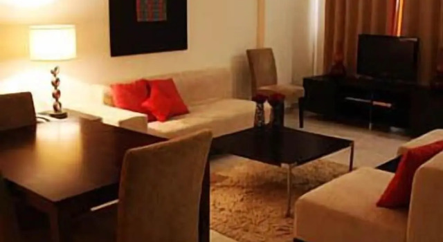 2 makuuhuonetta Huoneisto Midan Hotel Suites