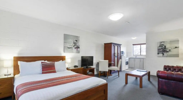 Студия Grosvenor Court Apartments