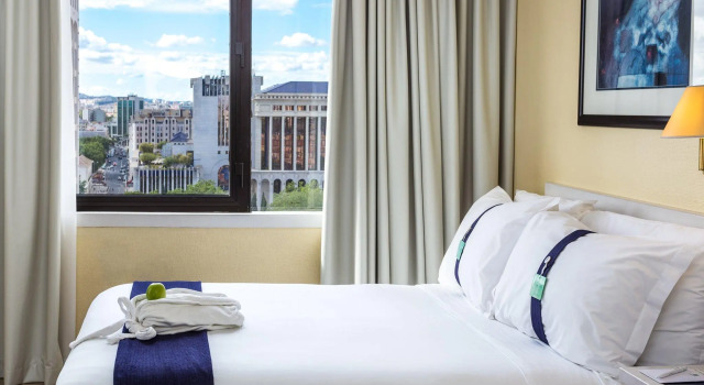Номер Premium Holiday Inn Lisbon by IHG