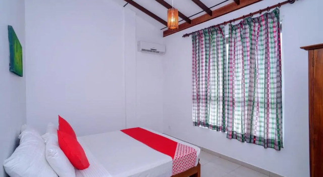 Апартаменты PRANA Beach Hotel Hikkaduwa