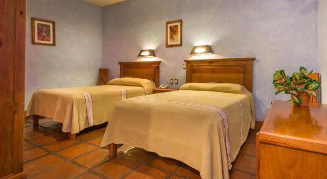 Четырёхместный номер Standard Hotel Refugio del Angel