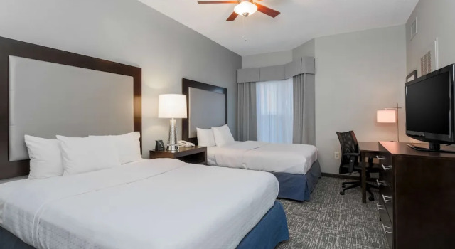Четырёхместный люкс Hearing/Mobility accessible Homewood Suites by Hilton Southwind - Hacks Cross