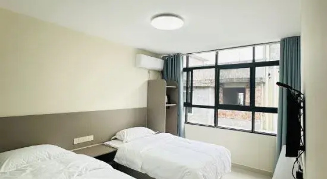 Люкс Yichun Wentang Town Liangzhu Hot Spring Homestay