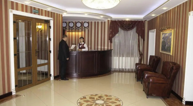 Tsargrad Hotel, Boek Hotel Myla Kiev