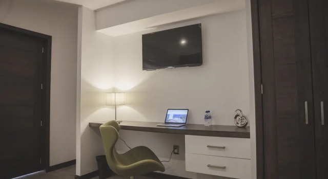 Номер Deluxe Hotel Platino Expo Guadalajara