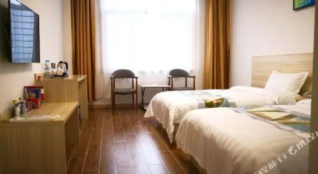 Люкс Deluxe Huang Huagang Cheng Longtai Hotel