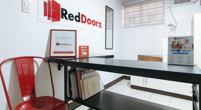 RedDoorz near De La Salle Dasmarinas Cavite, Boek Hotel Goedkope hotels in Dasmarinas