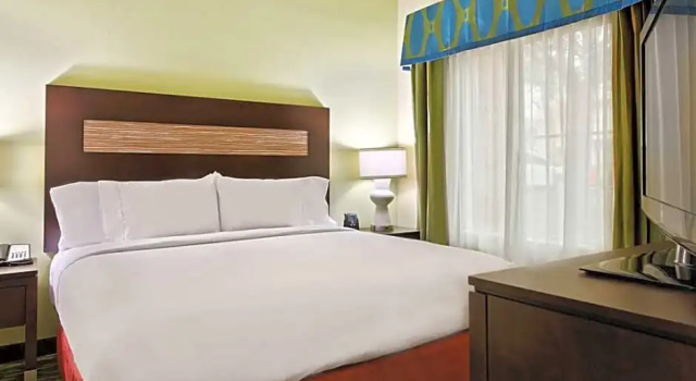 Двухместный люкс Hearing Accessible c 1 комнатой Homewood Suites by Hilton Orlando Airport