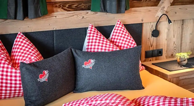 Люкс Deluxe Chalets Almdorf Haidenberg
