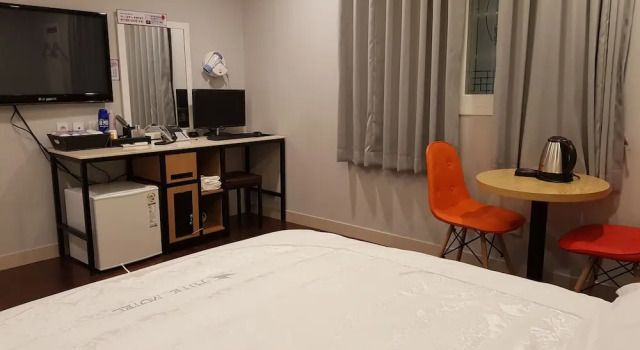 Двухместный номер Standard HITE Hotel