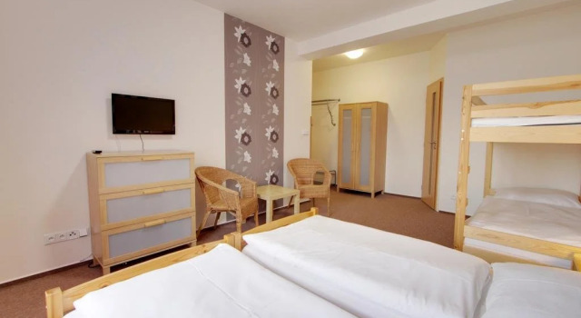 Pension Valja, Rezerwuj Hotel Hotele w Kraj hradecki z parkingiem, Parking