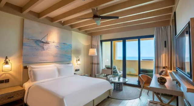Люкс Spacious Saadiyat с 2 комнатами с видом на море Saadiyat Rotana Resort and Villas