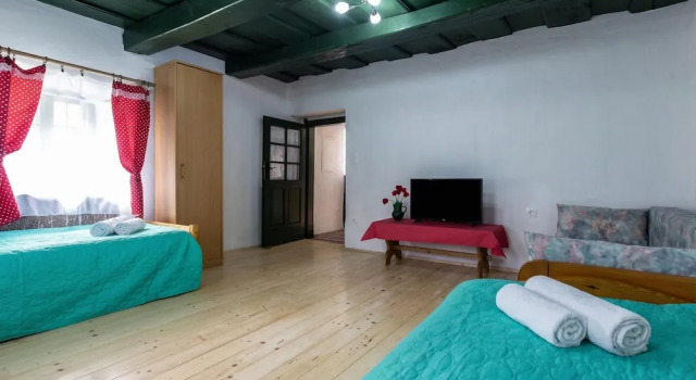 Klementina's Guest House, Rezervasyon Misafirhane  
