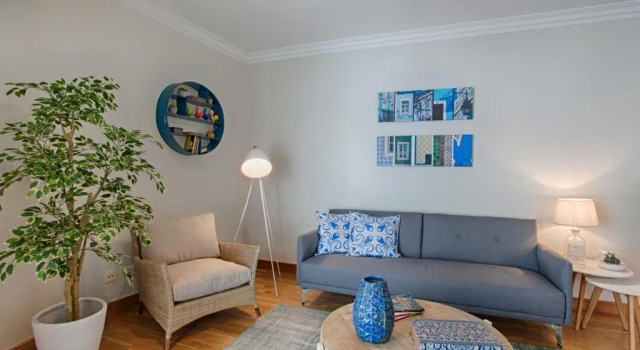 BmyGuest - Arroios Lisbon Apartment