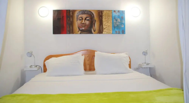 Suite familiar con balcón y con vista al mar Coral Reef Beach
