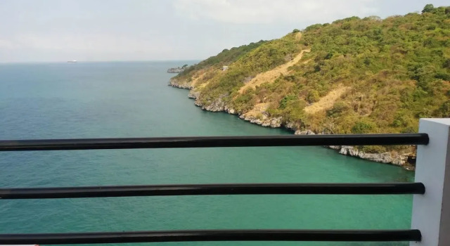 Номер Deluxe Ocean View Resort - Koh Sichang