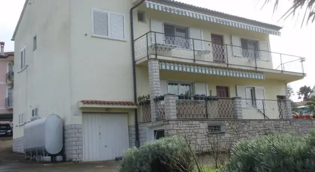Guest House Jasmin, Забронировать Гостевой дом Гостевые дома Ровинь, рядом с Пляж Камбек, Гостевой дом