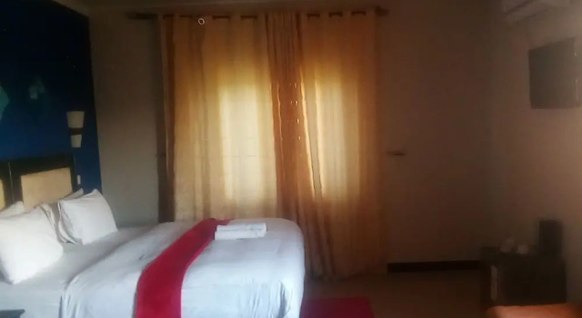 Двухместный номер Deluxe с красивым видом из окна Royal Olympia Lodges and Safaris Livingstone