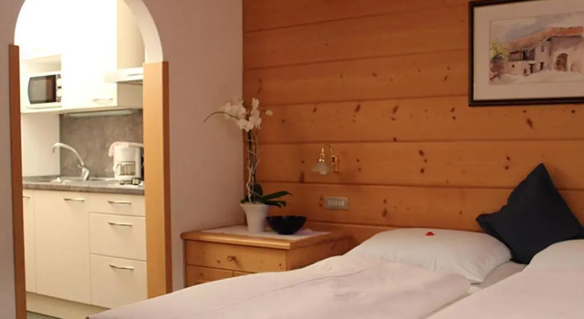 Residence Lastei, Забронировать Отель Отели Ортизеи 3 звезды, 3*
