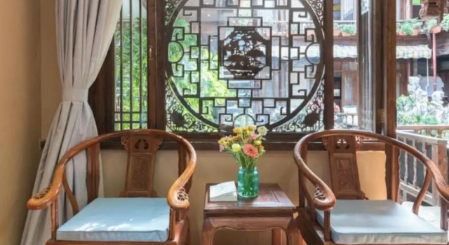 Номер Standard Floral Hotel · He Lu Ju Lijiang