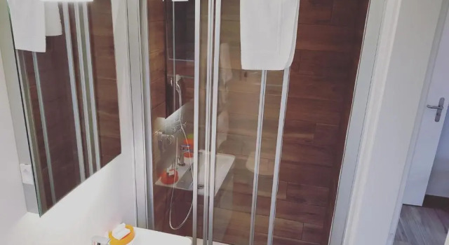 Двухместный номер Standard с видом на озеро B&B Toblerina