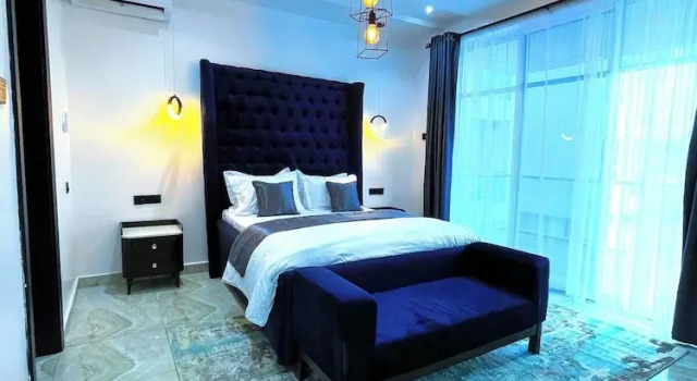 Ifemide Estates, Book Hotel Hoteller i Akure med parkering, Parkering