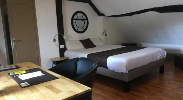 Семейный номер Standard Logis Hotel Oasis