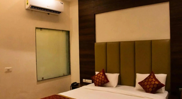 sourav park inn