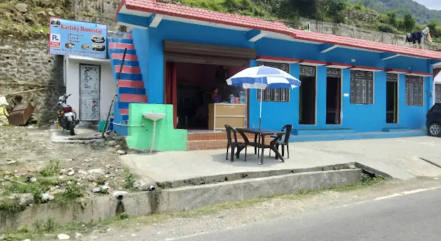 Kartiky homestay & restautant Gopeshwer, Rezervovat Hotel Chamoli Uttarakhand