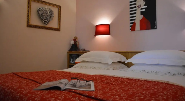 Il Boschetto Di Castagni, Book Hotel Hoteller i Lake Vico med parkering, Parkering