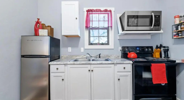 Hr 1 At Bear Creek 1 Bedroom Cabin by RedAwning, Rezervați Hotel Fredericksburg Texas Wine Country