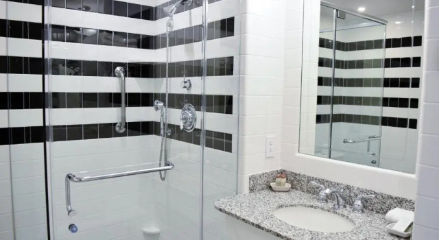 Четырёхместный номер Standard O.Henry Hotel